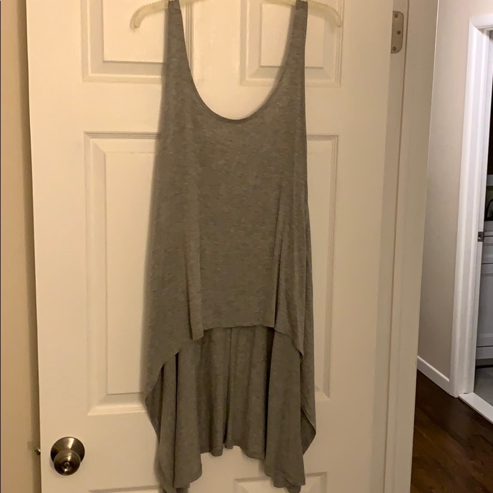 Long hi-lo tank